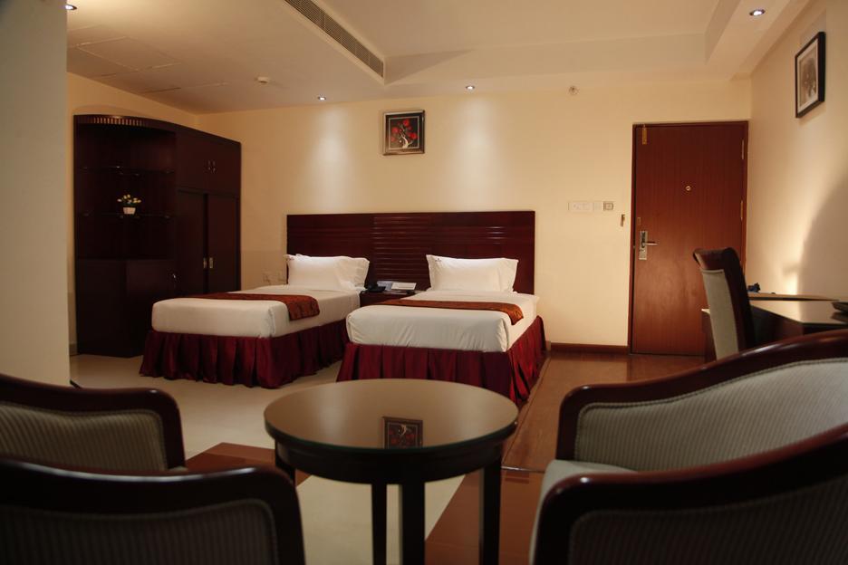 Hotel Hiton Perintalmanna Rum bild